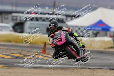 media/Jan-15-2023-SoCal Trackdays (Sun) [[c1237a034a]]/Turn 2 Set 2 (1155am)/